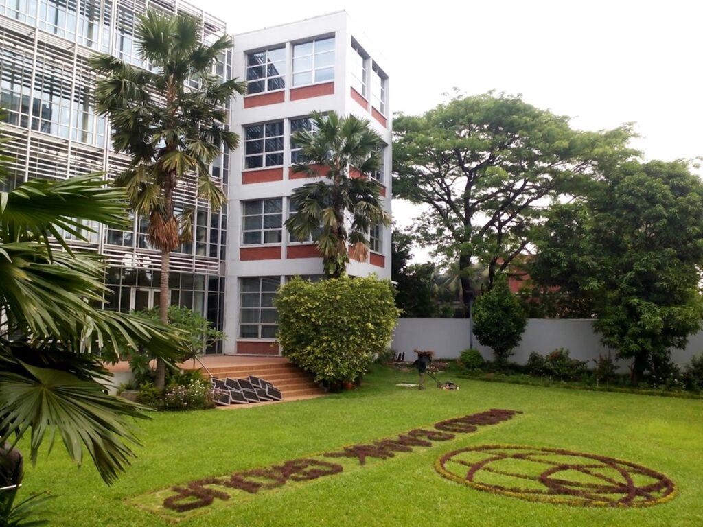 The World Bank Dhaka Bangladesh Office